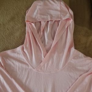 Nike Hooded Dry-Fit Long Sleeve Exercise Shirt